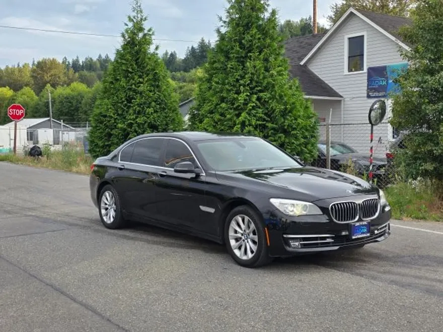2013 Bmw 740Li xDrive Sedan photo 1
