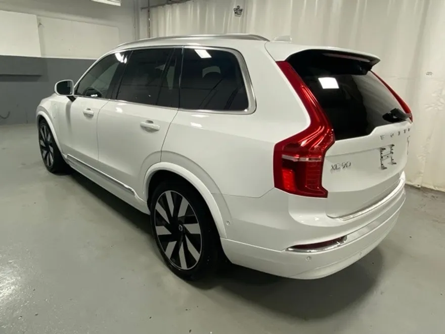 2023 Volvo XC90 Recharge Ultimate photo 1