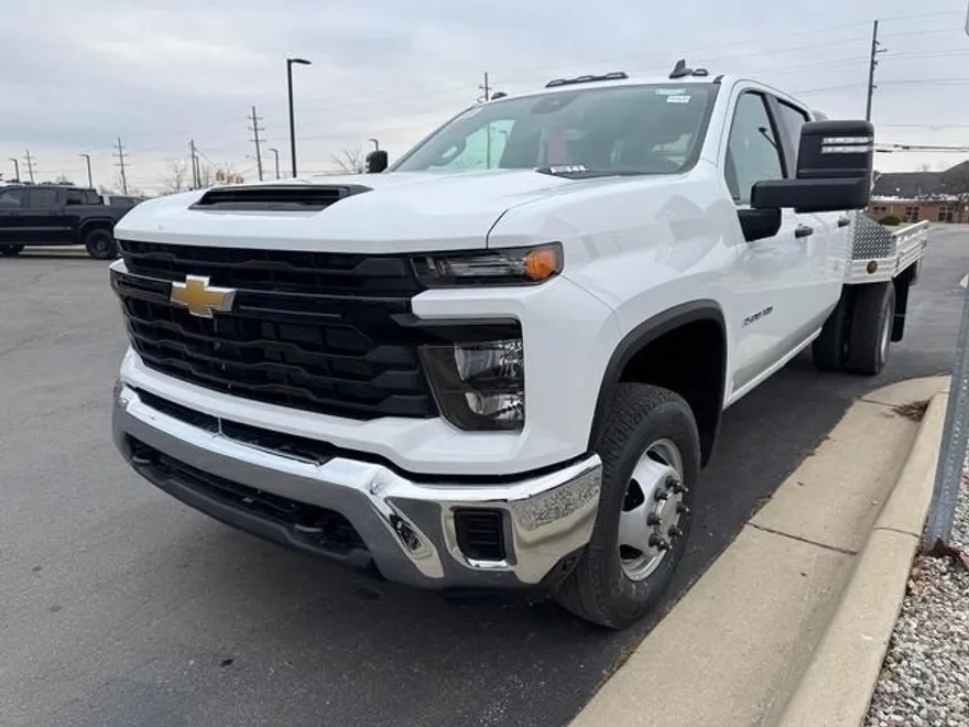 2025 Chevrolet Silverado 3500HD Work Truck photo 1
