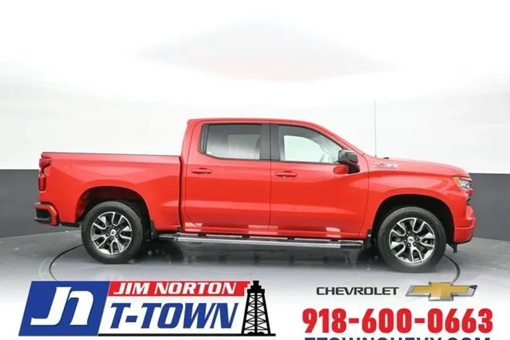 2022 Chevrolet Silverado 1500 RST photo 1