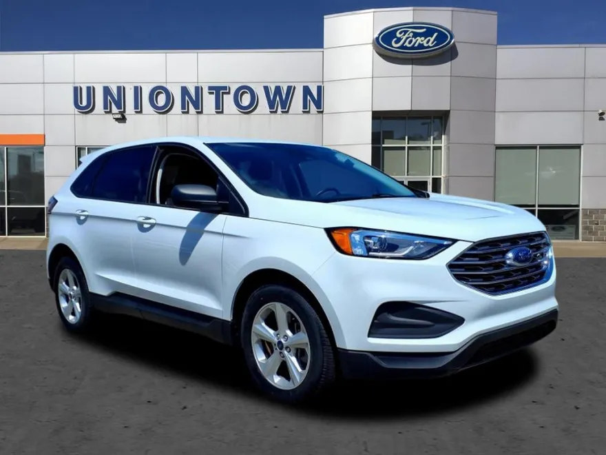 2022 Ford Edge SE photo 1