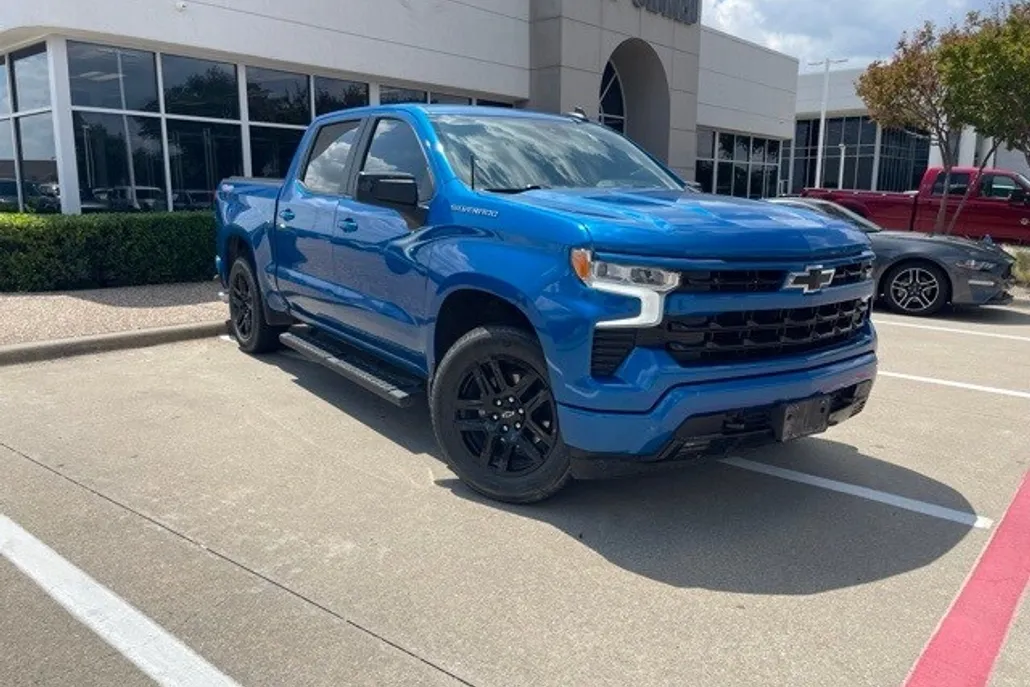 2023 Chevrolet Silverado 1500 RST photo 1
