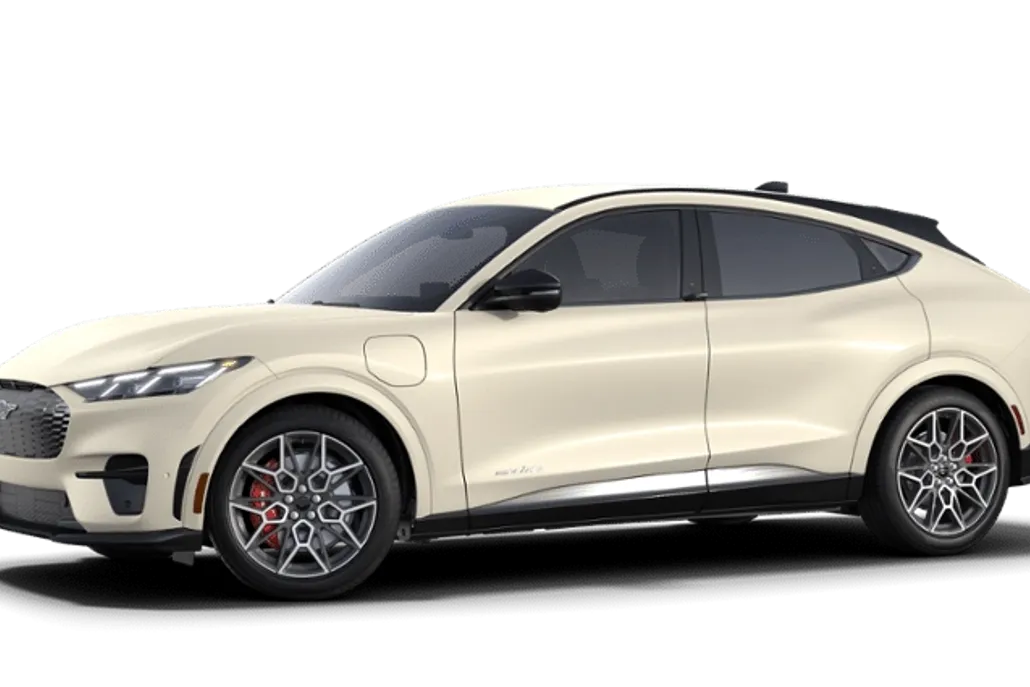 2025 Ford Mustang Mach-E GT photo 1