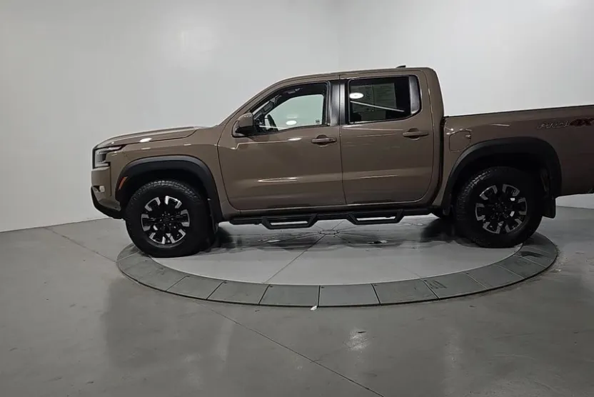 2023 Nissan Frontier PRO-4X photo 1