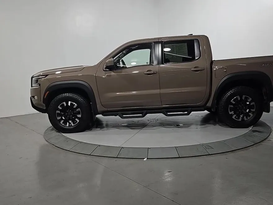 2023 Nissan Frontier PRO-4X photo 1
