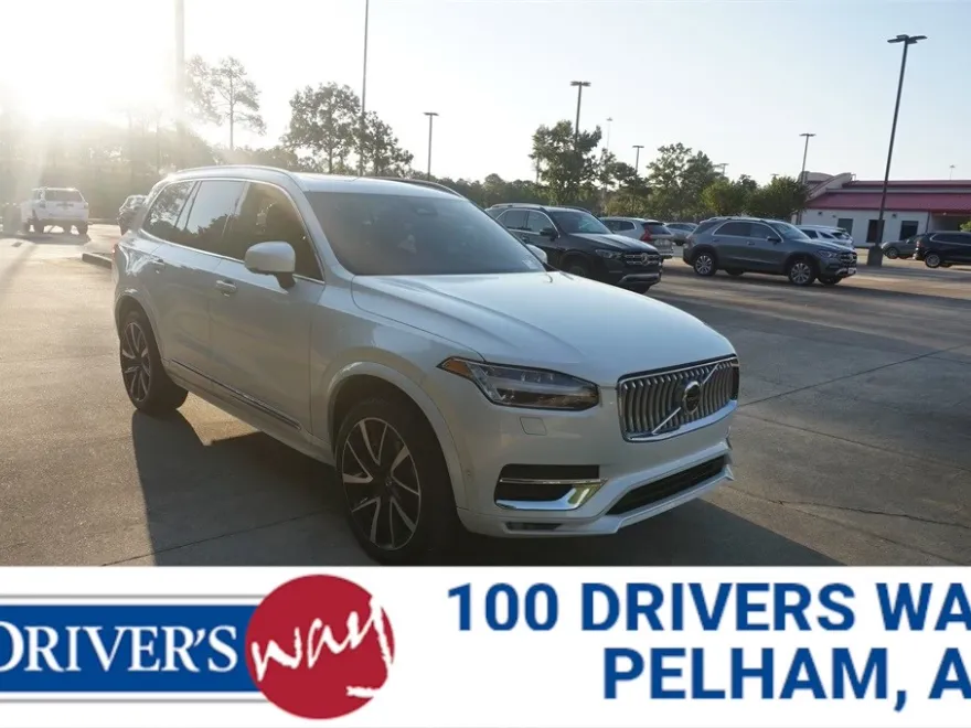 2024 Volvo XC90 B5 Plus photo 1