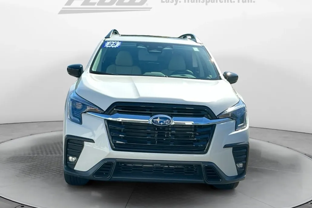 2025 Subaru Ascent Limited photo 1