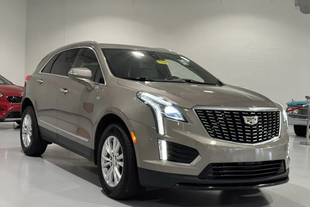 2022 Cadillac XT5 Luxury photo 1
