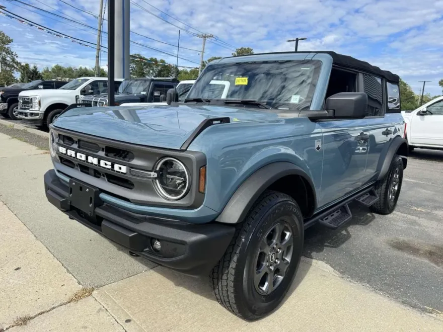 2022 Ford Bronco Big Bend photo 1