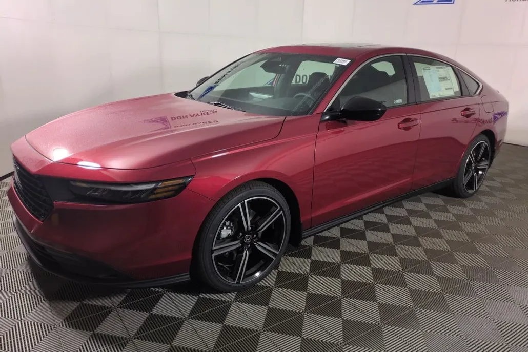 2025 Honda Accord Hybrid Sport photo 1