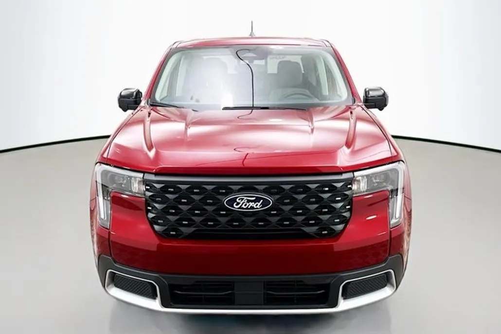 2025 Ford Maverick Lariat photo 1