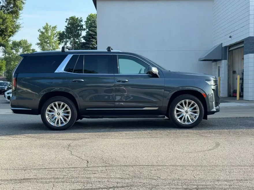 2021 Cadillac Escalade Premium Luxury photo 1