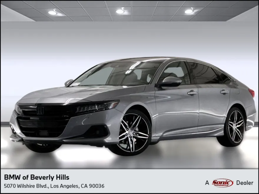 2022 Honda Accord Hybrid Touring photo 1