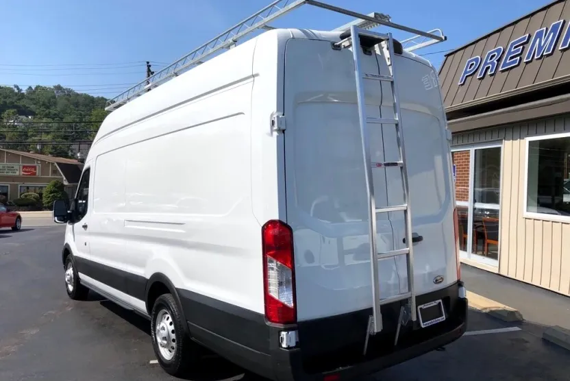 2022 Ford Transit photo 1