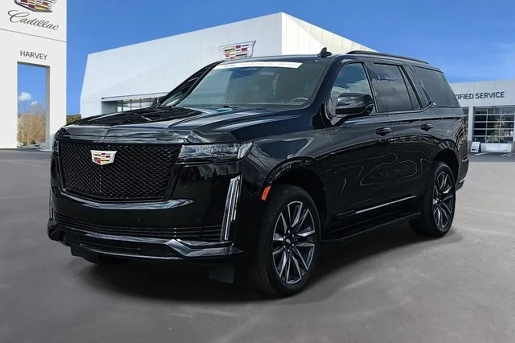 2023 Cadillac Escalade Sport photo 1