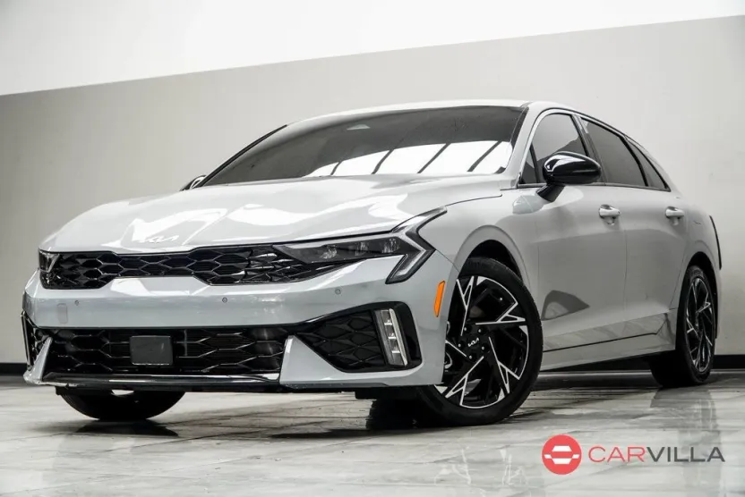 2025 Kia K5 GT-Line photo 1