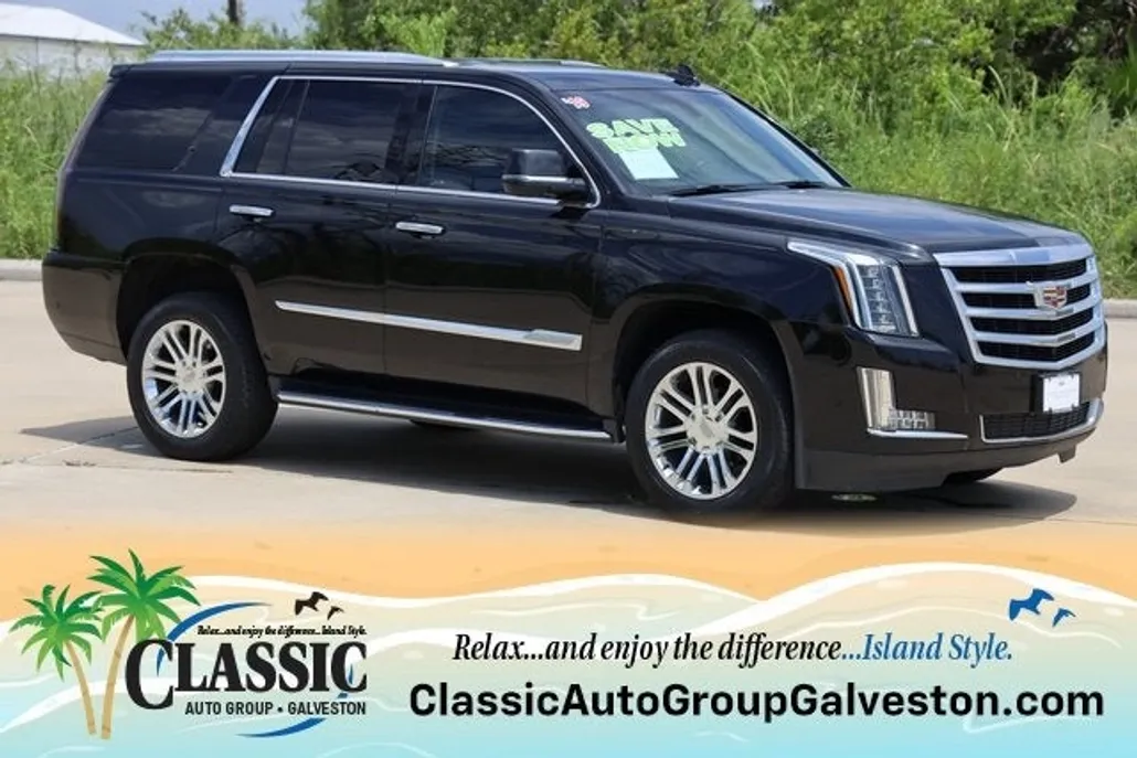 2019 Cadillac Escalade Base photo 1