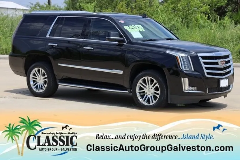 2019 Cadillac Escalade Base photo 1