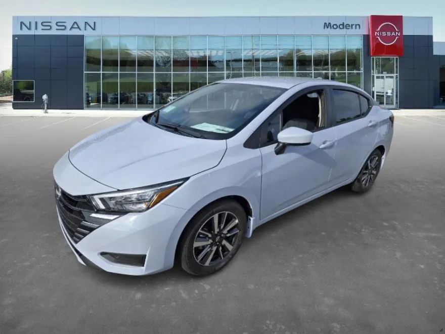 2025 Nissan Versa SV photo 1