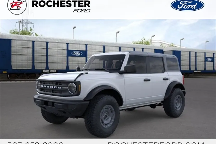 2025 Ford Bronco Base photo 1