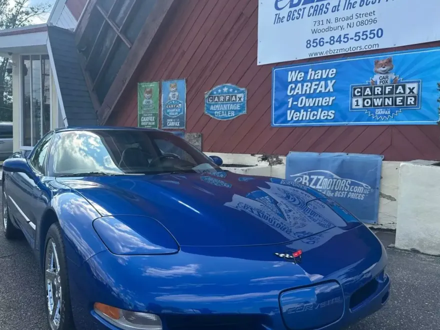 2002 Chevrolet Corvette Coupe photo 1