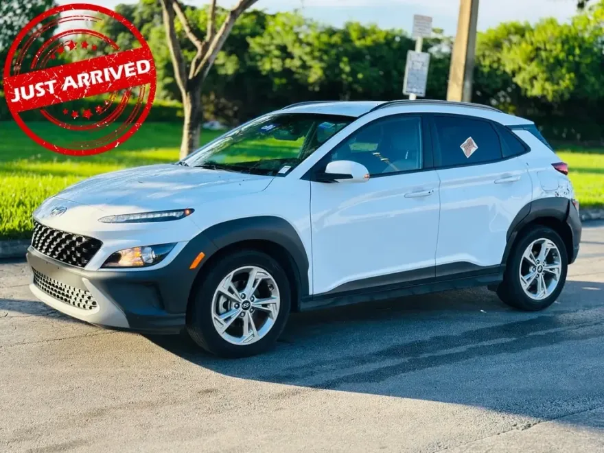 2023 Hyundai Kona SEL photo 1