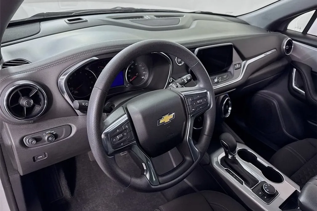 2022 Chevrolet Blazer 2LT photo 1