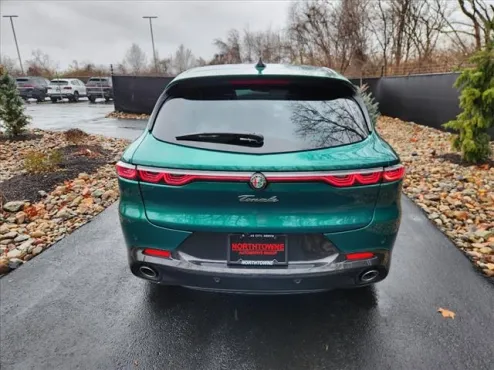 2024 Alfa Romeo Tonale Veloce photo 4