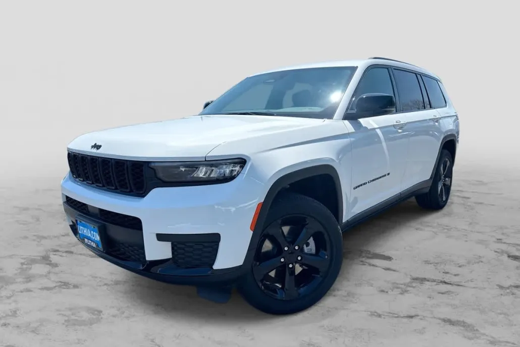 2025 Jeep Grand Cherokee Altitude X photo 1