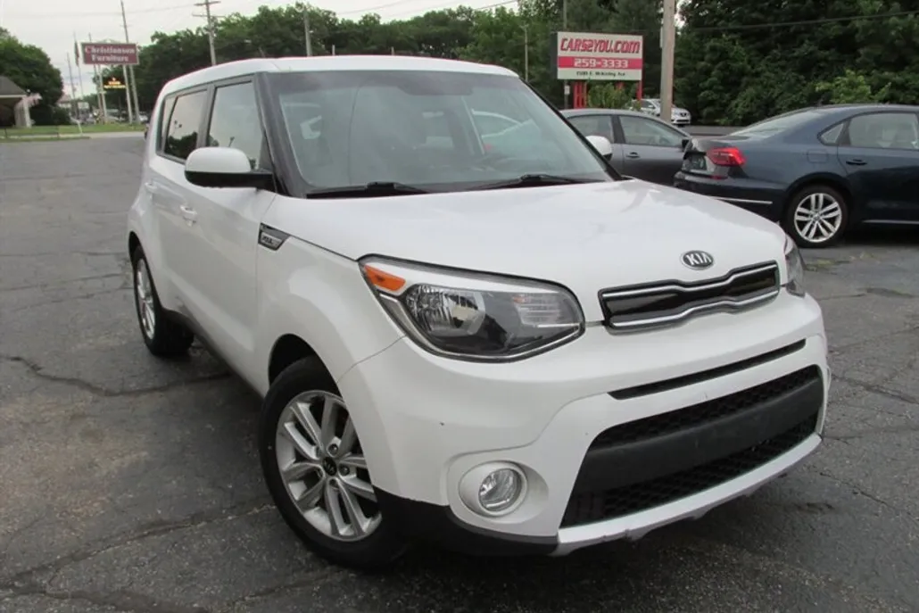 2019 Kia Soul Plus photo 1