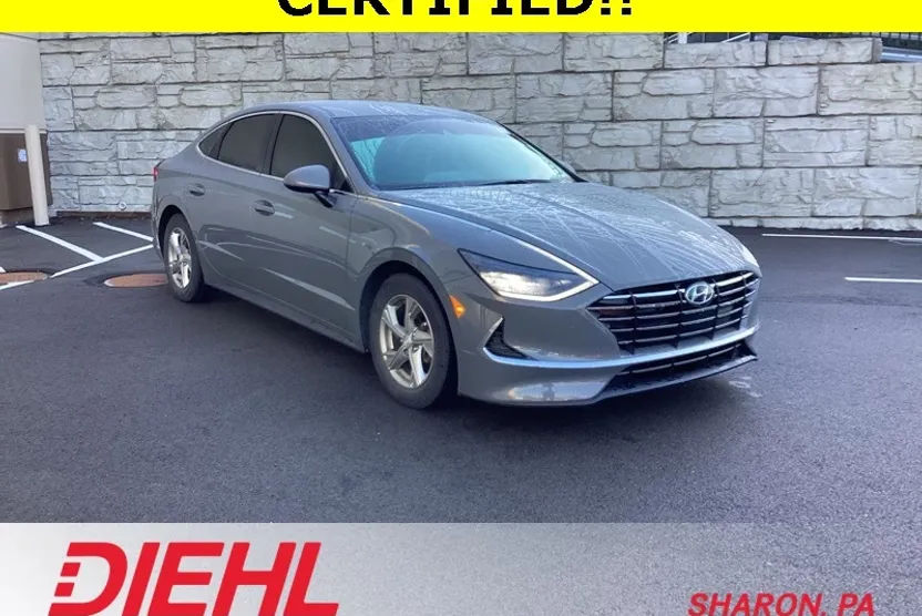 2022 Hyundai Sonata SE photo 1