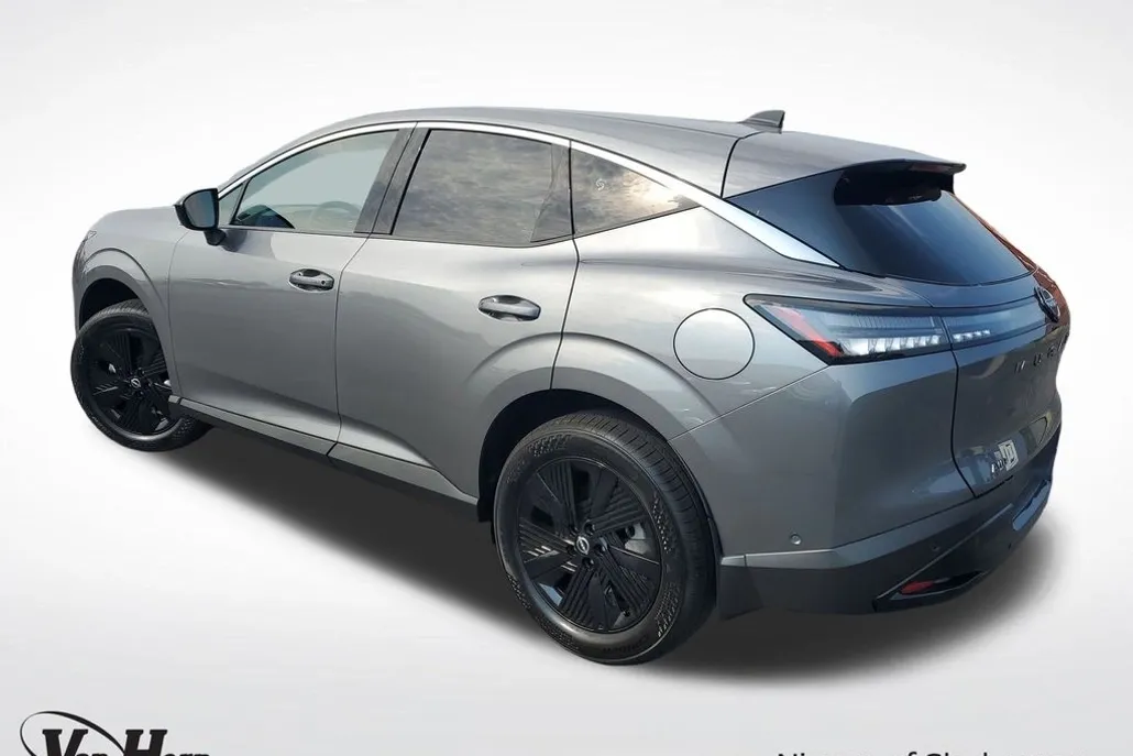 2025 Nissan Murano SV photo 1