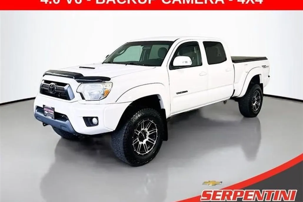 2015 Toyota Tacoma photo 1