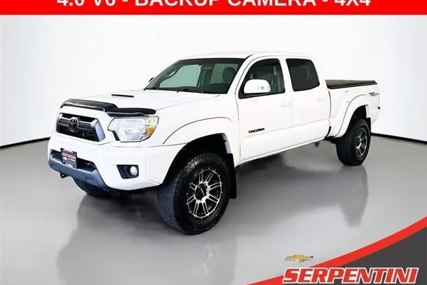 2015 Toyota Tacoma photo 1