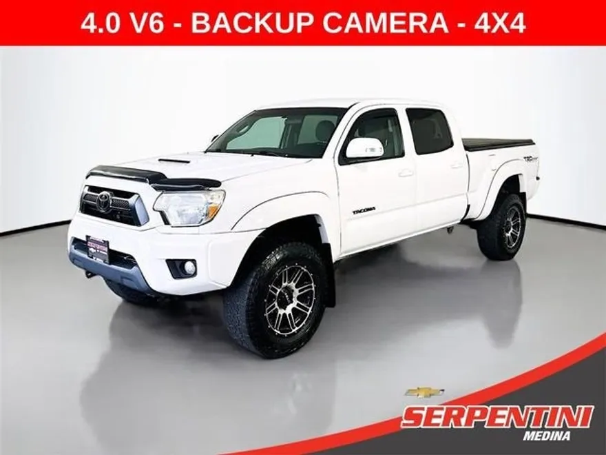 2015 Toyota Tacoma photo 1