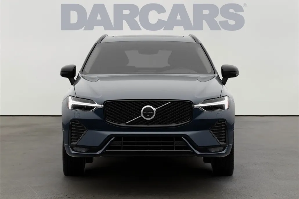2026 Volvo XC60 B5 Plus photo 1