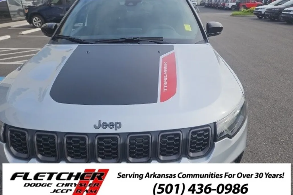 2026 Jeep Compass Trailhawk Sport photo 1