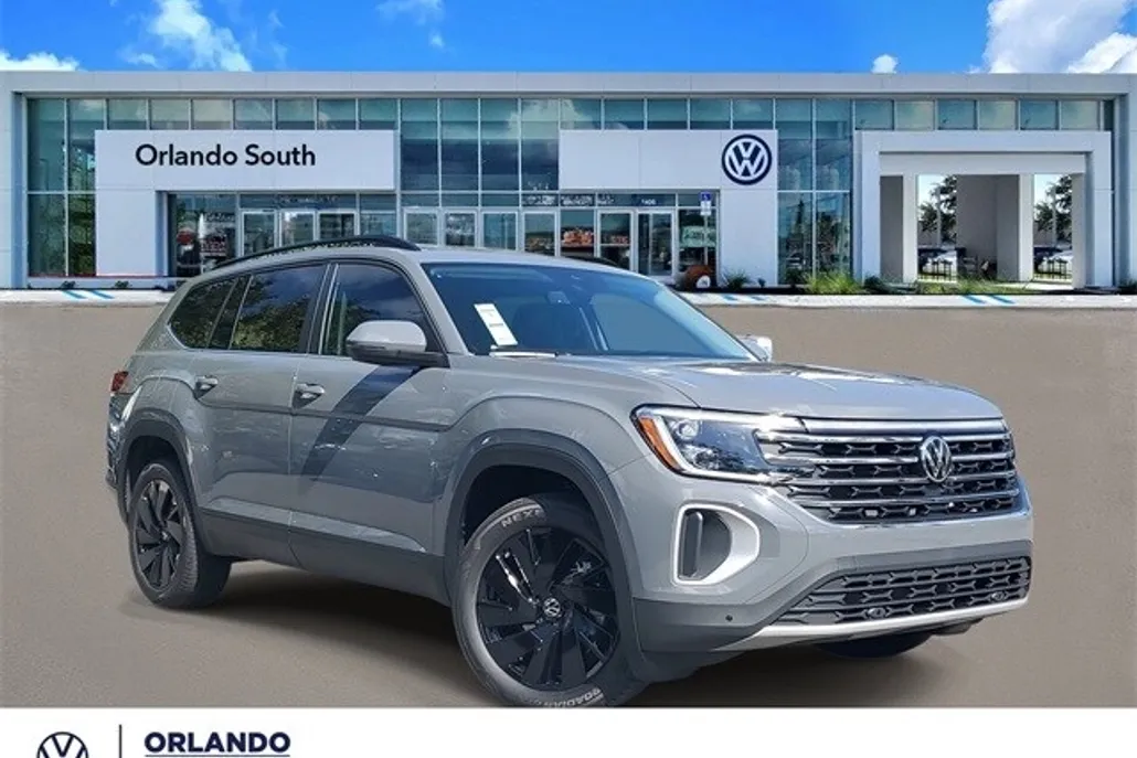 2026 Volkswagen Atlas SE Technology photo 1