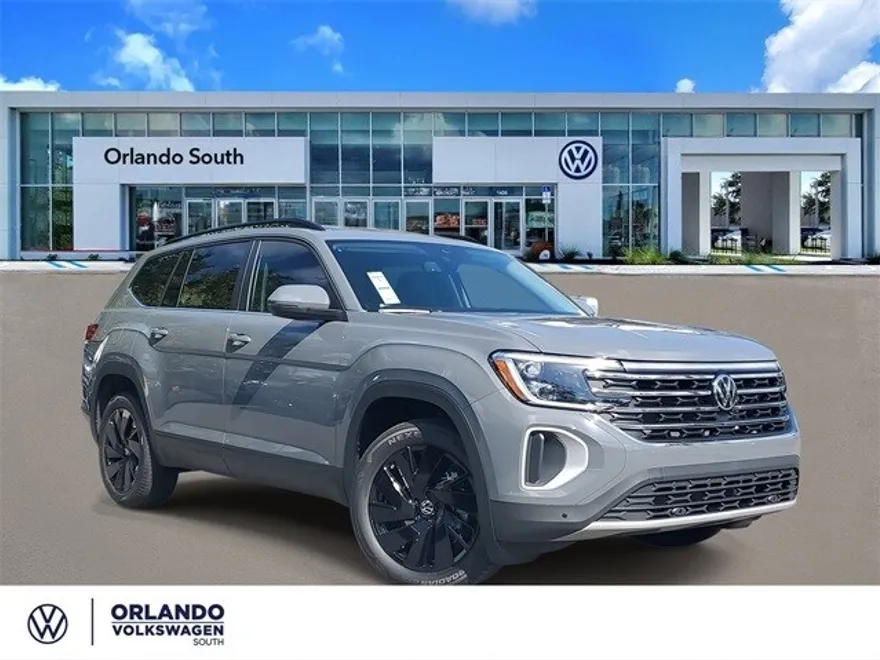 2026 Volkswagen Atlas SE Technology photo 1
