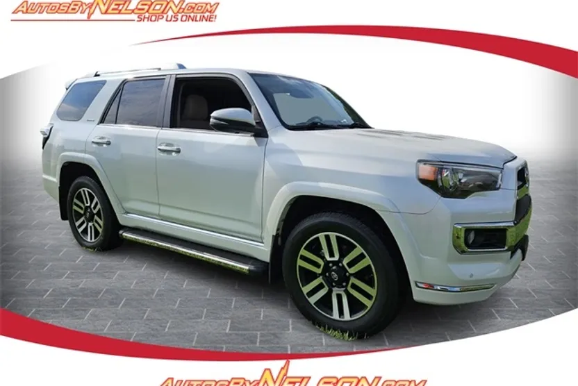 2014 Toyota 4Runner Base photo 1