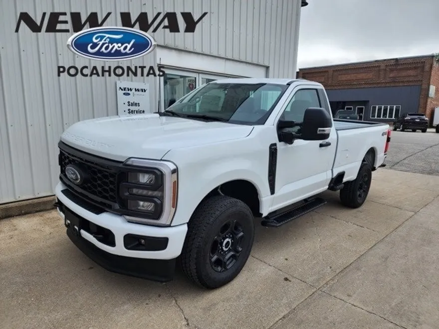 2025 Ford F-350 photo 1