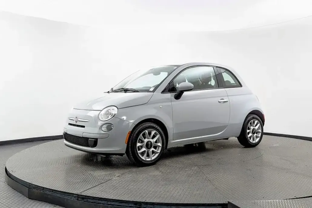 2017 Fiat 500 Pop photo 1
