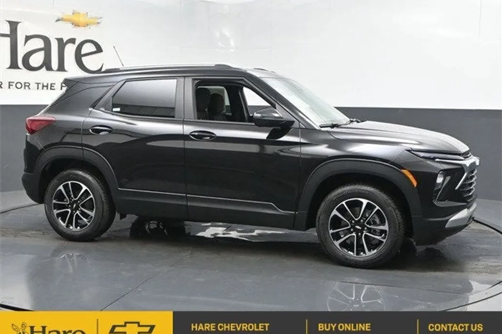 2026 Chevrolet Trailblazer LT photo 1