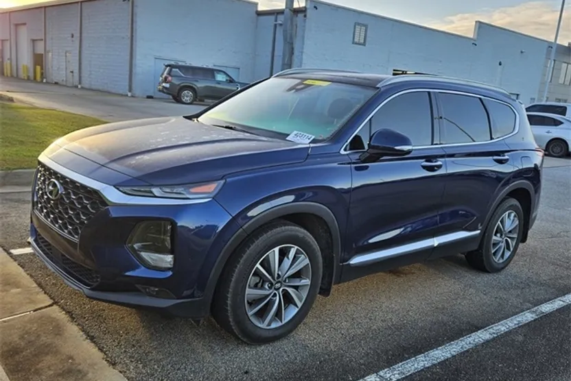 2020 Hyundai Santa Fe SEL photo 1