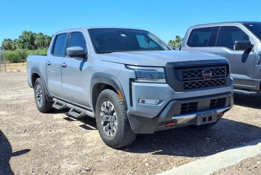 2023 Nissan Frontier PRO-X photo 1