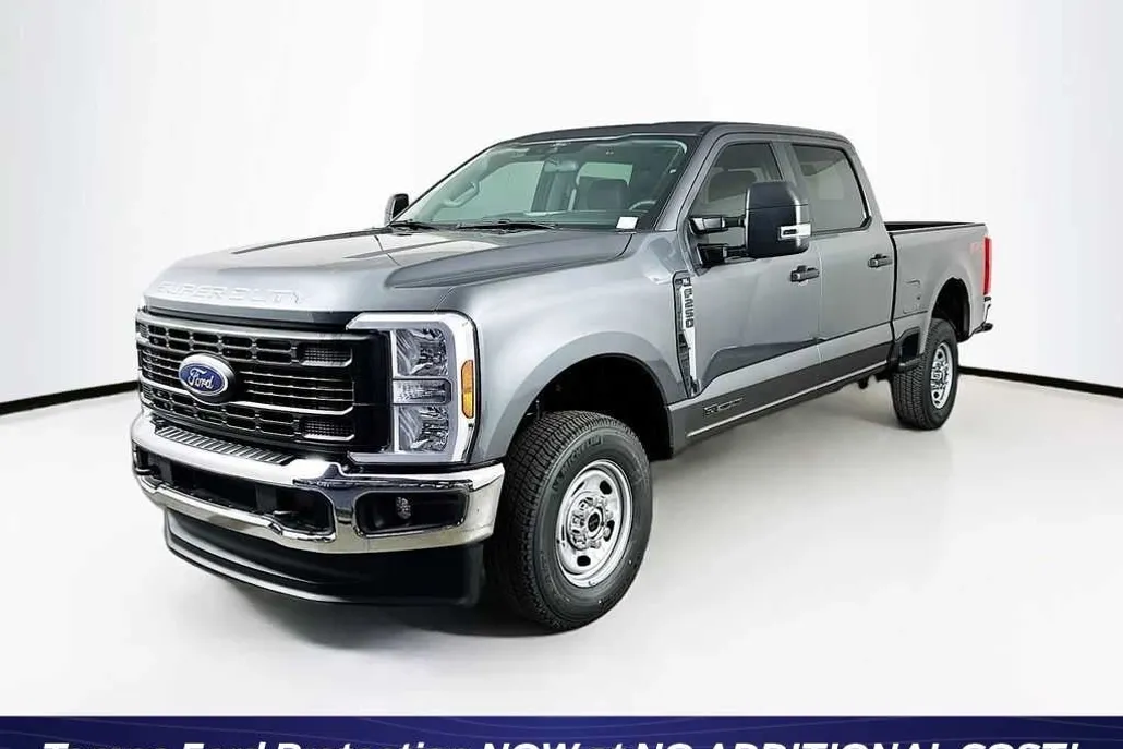 2025 Ford F-250 XL photo 1
