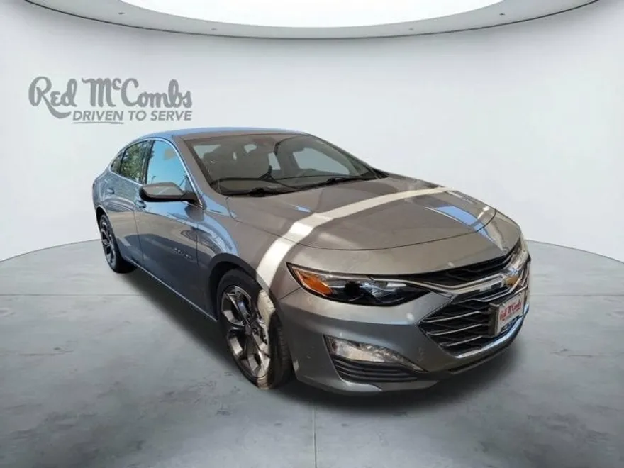 2024 Chevrolet Malibu 1LT photo 1