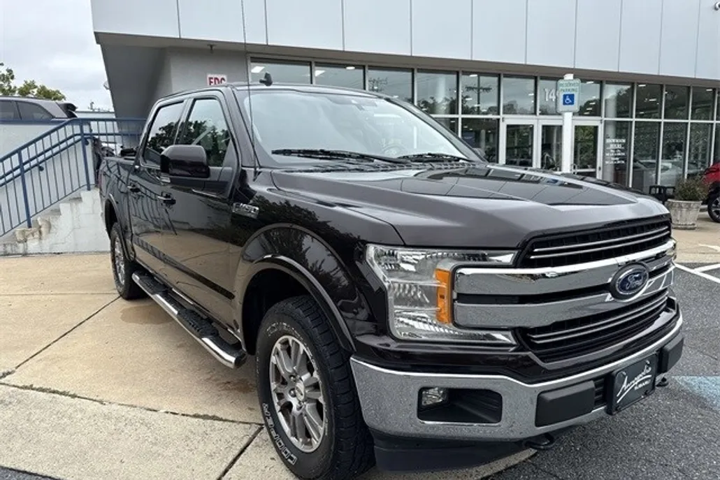 2019 Ford F-150 Lariat photo 1