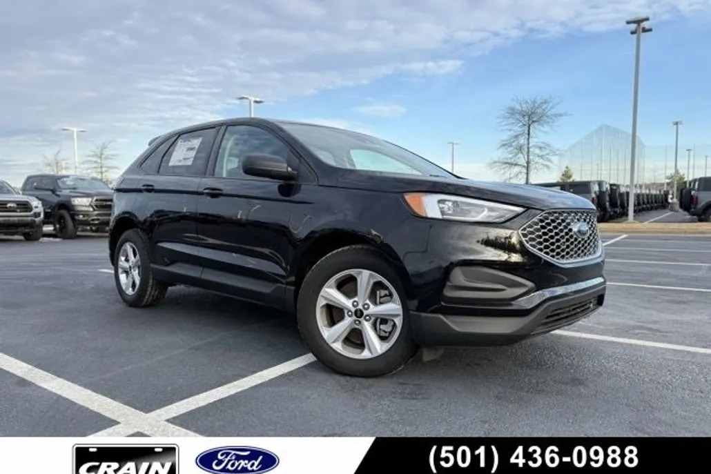 2024 Ford Edge SE photo 1