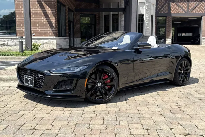 2024 Jaguar F-TYPE P450 R-Dynamic photo 1